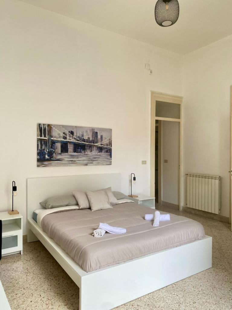 Appartement Urban Poet Retreat - Casa Di Vincenzo E Andrea 2 à Palerme Extérieur photo